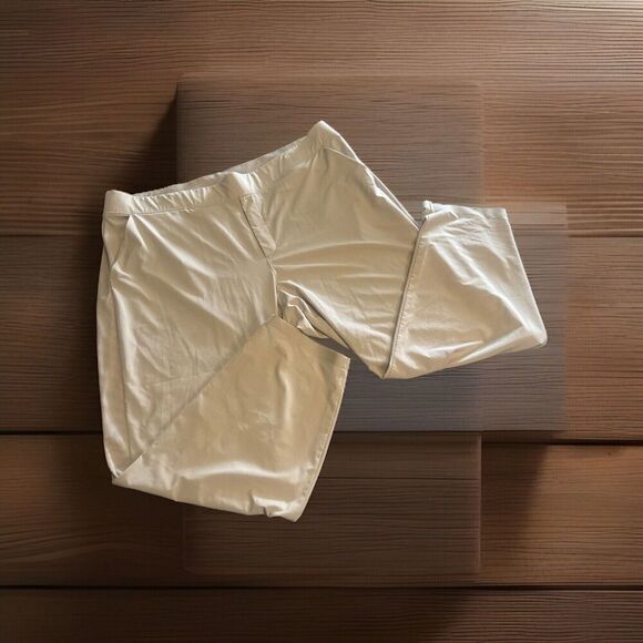 Athleta Brooklyn Ankle Pant Cream Lightweight Pockets Travel Stretch size 22 - Picture 1 of 10